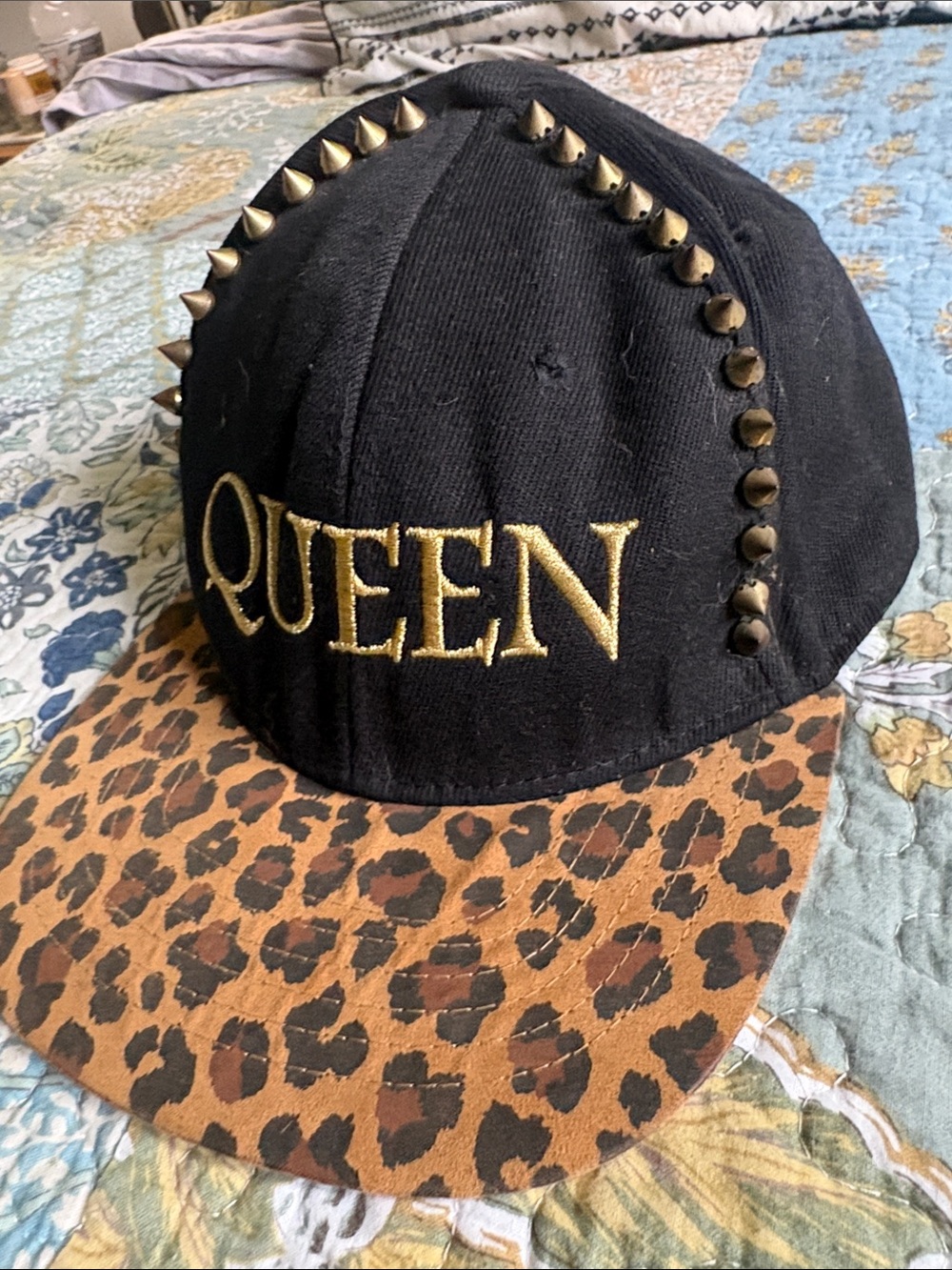 Nicki Minaj Black & Gold QUEEN Studded Cap with Leopard Brim - Picture 2 of 6